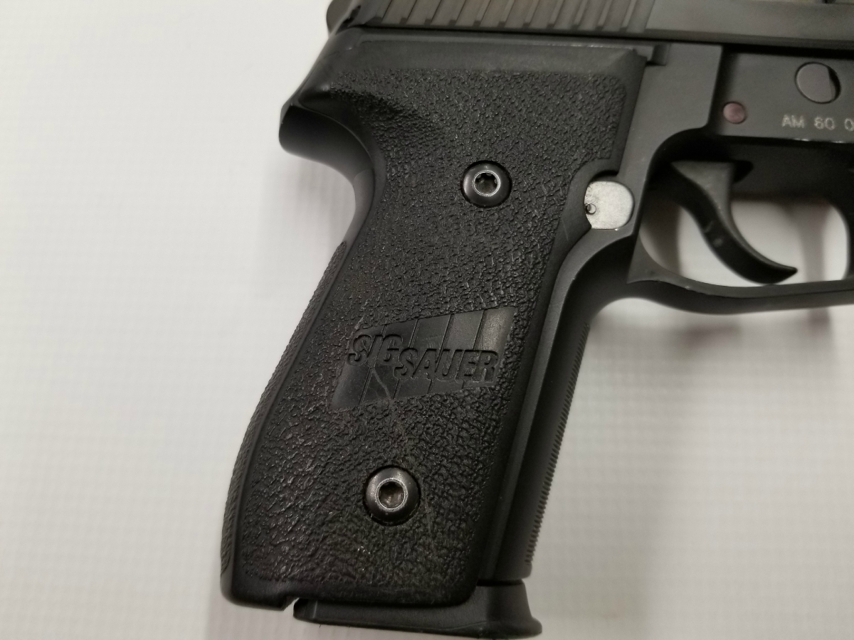 SIG Sauer P229 13132 .40 S&W - Picture 3