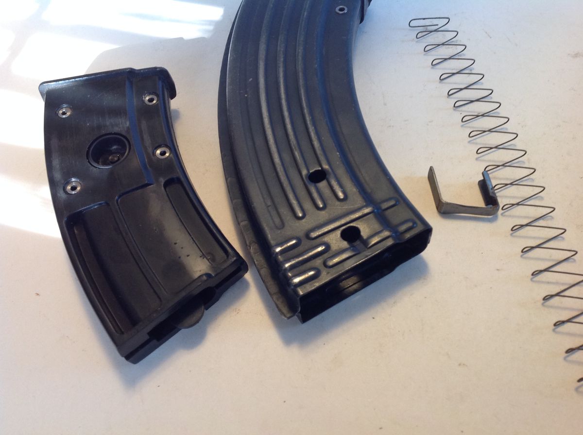 5 Ak 47 22 Lr East German Steel Magazines .22 Lr For Sale at GunAuction ...