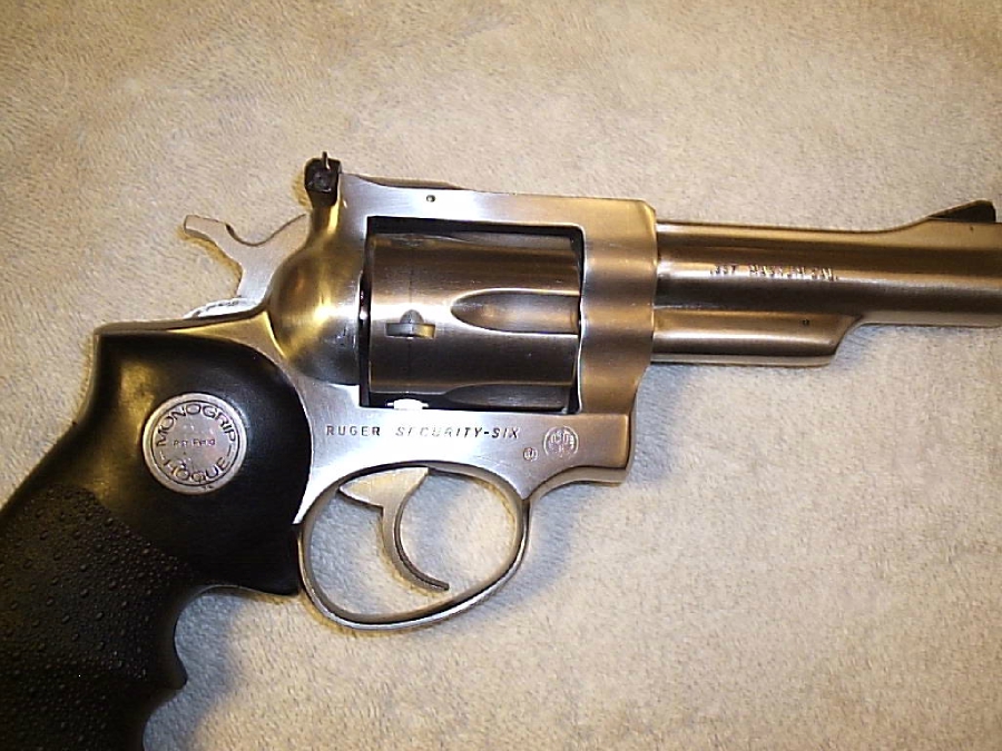 Sturm, Ruger & Co. INC - RUGER SECURITY SIX 357 MAGNUM CAL. HOGUE MONOGRIP - Picture 2