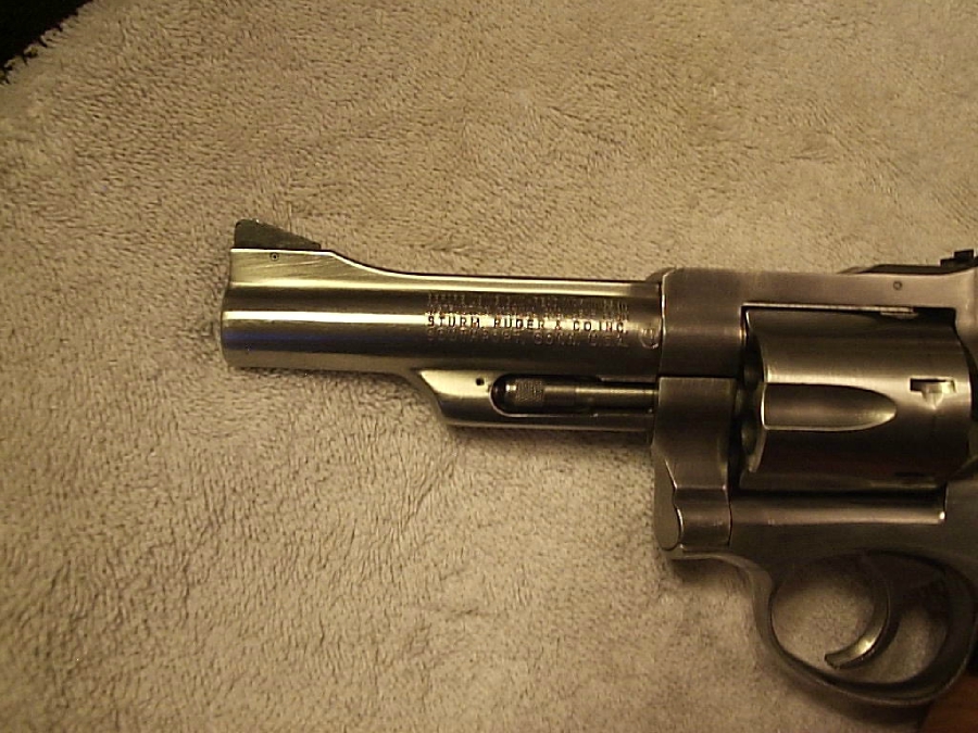 Sturm, Ruger & Co. INC - RUGER SECURITY SIX 357 MAGNUM CAL. HOGUE MONOGRIP - Picture 5