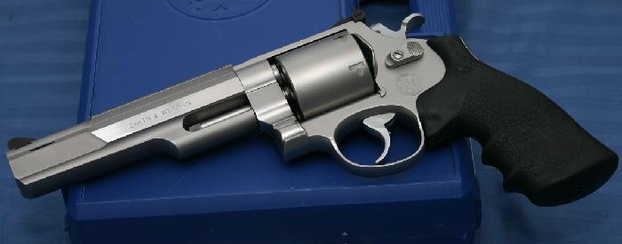 dh1023 657