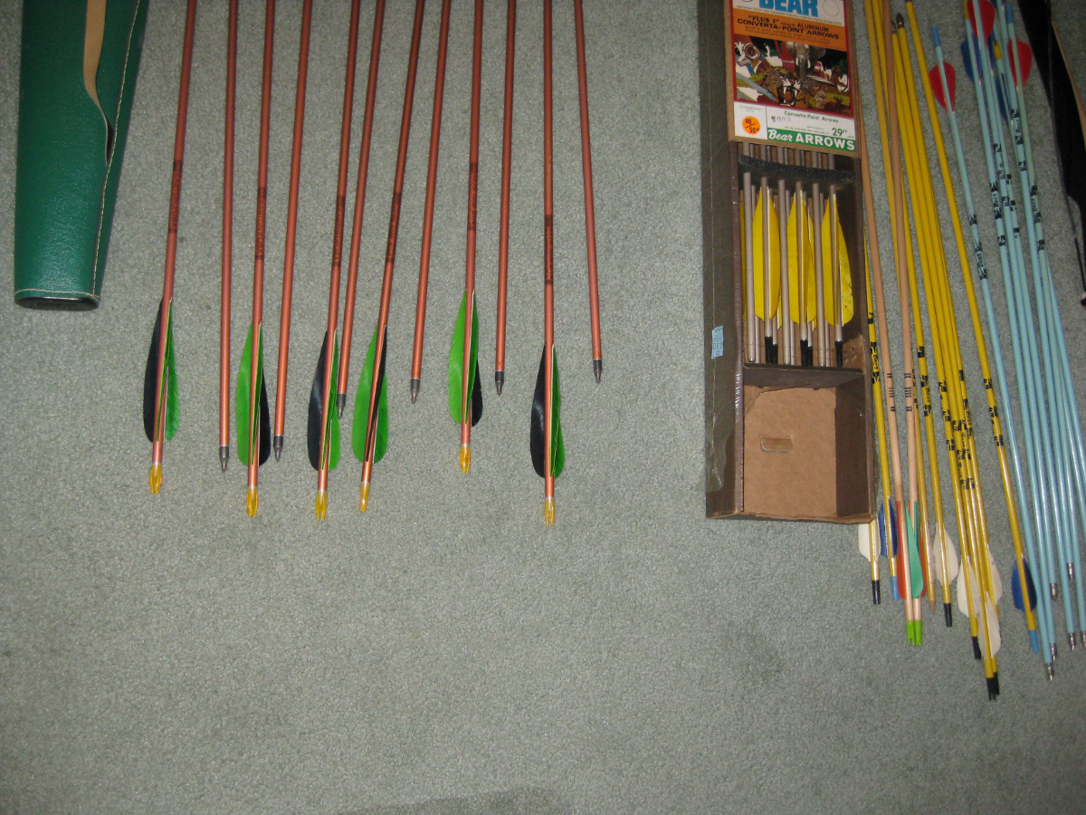 Bear Archery Bear, Black Bear Bow, 40 Pound Test, including 18 27