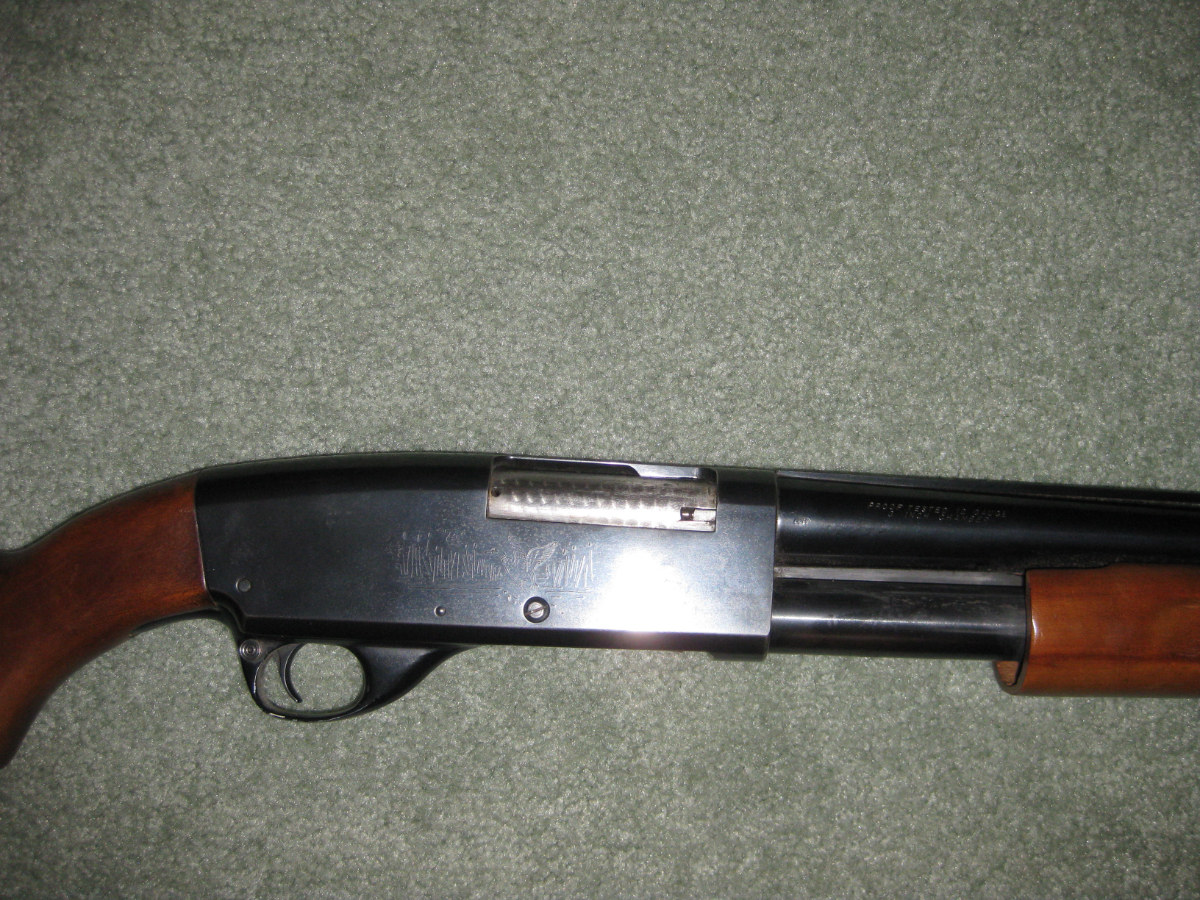 Unknown 12 Ga., Hiawatha, Model 130 Vr-H, 27 1/4 