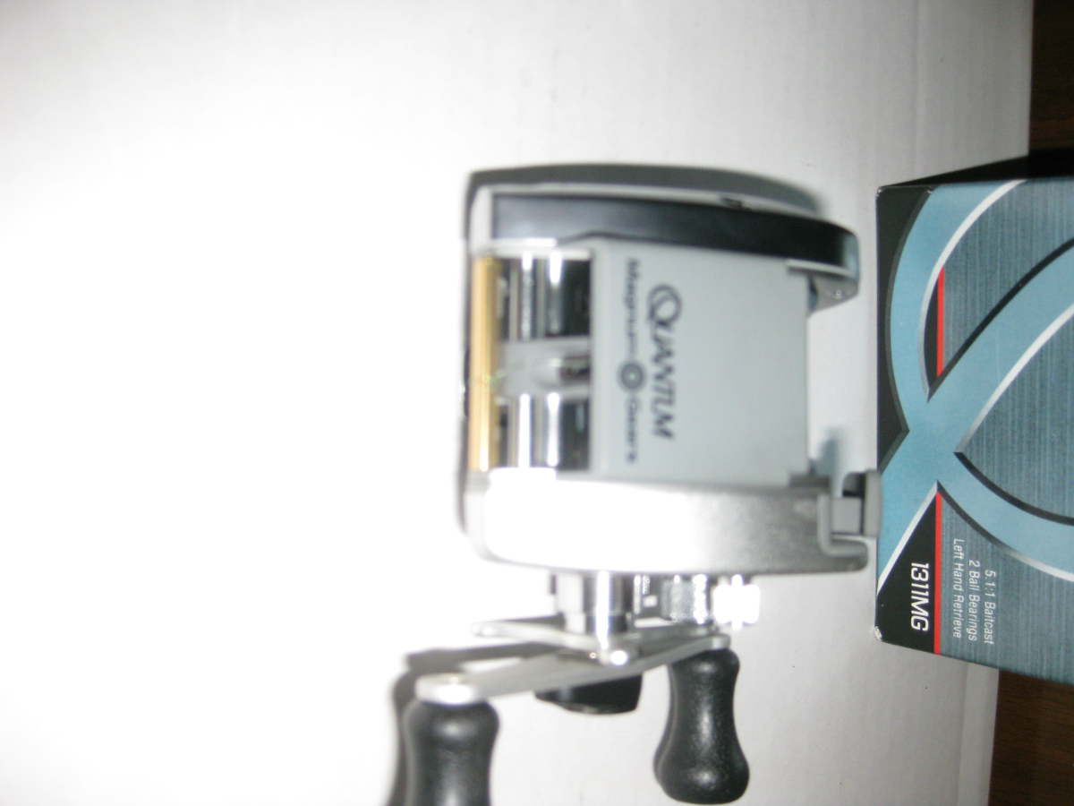 Pictures 2 Zebco, Quantum Model 1311MG, Left Hand Retrieve, Baitcast