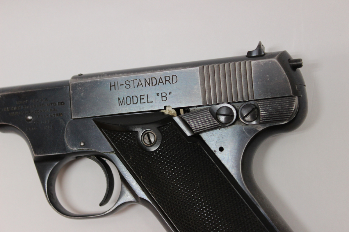 Hi-Standard Model B 6 3/4 inch Original Grips Even Wear .22 LR - Picture 3