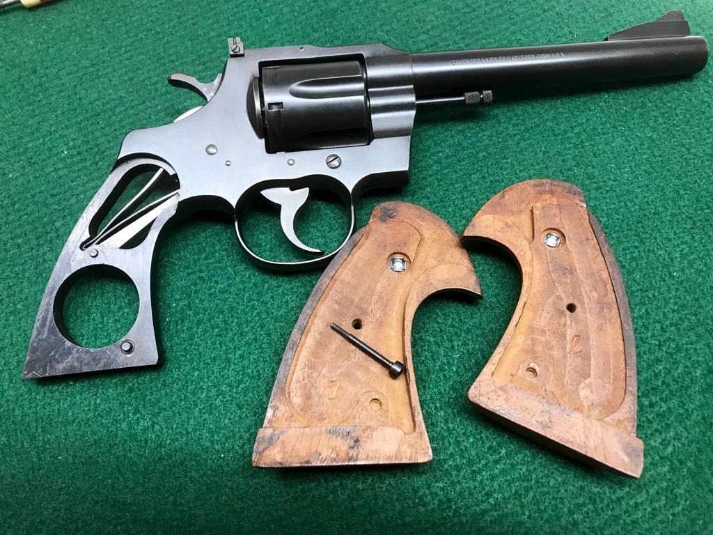 Colt 357 Magnum Model 6 in. Bbl., rev.,poorman`s Python .357 Magnum - Picture 8