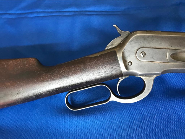 Winchester Model 1886, 40-65 W. C. F., 26 Octagon Barrel Lever Rifle .40-65 Winchester - Picture 2