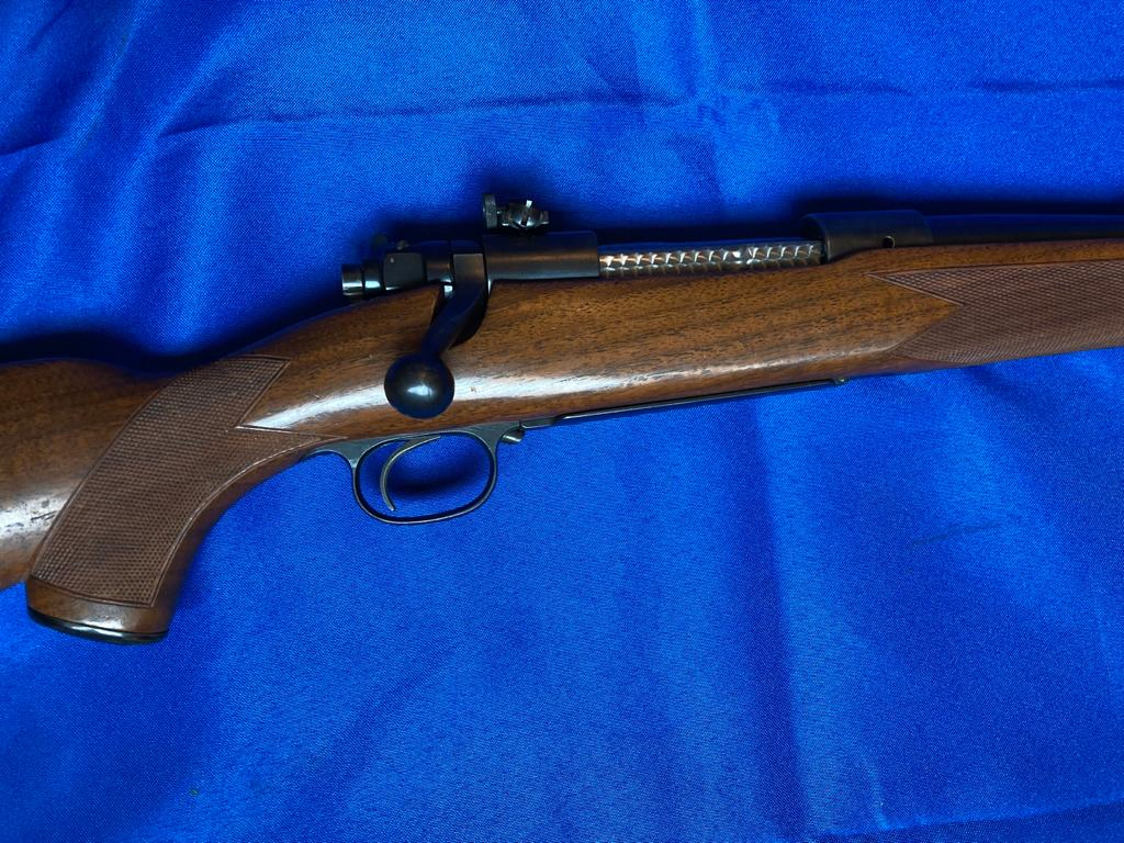 Winchester Model 70 Pre-War Super Grade 30-06 24 bbl .30-06 Springfield - Picture 2