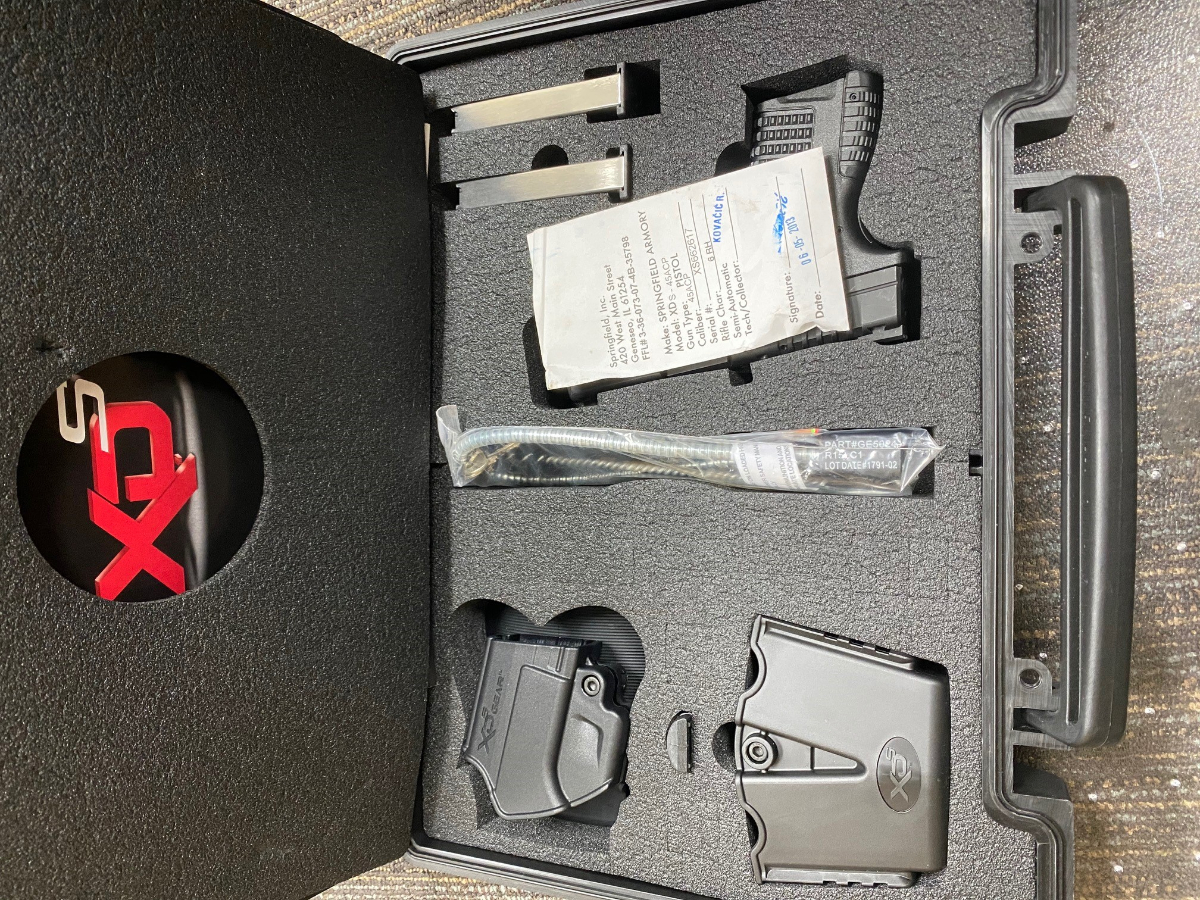 Springfield Armory Xds .45 Acp Mint Condition Never Shot Original Case