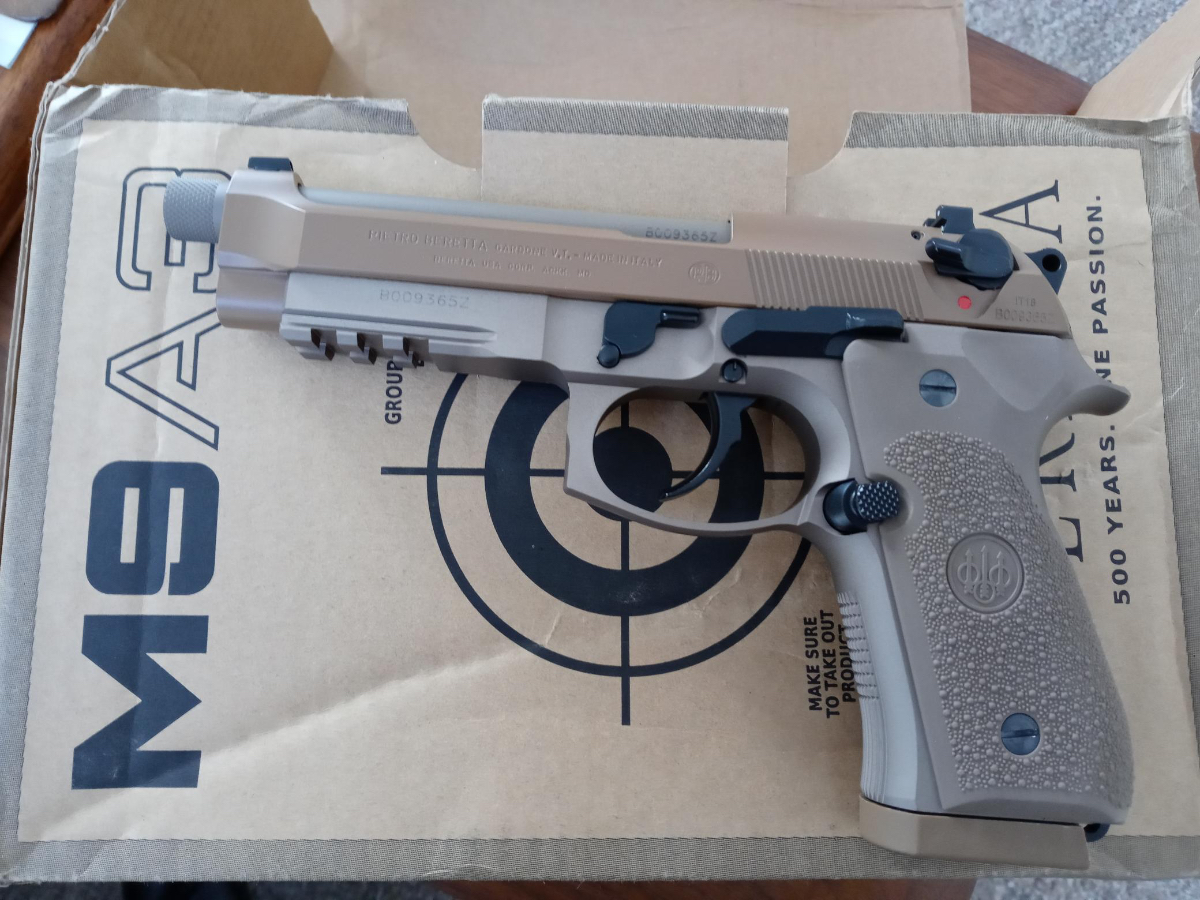 Beretta M9 A3 Green/Fde, Threaded W/Ring, Fde Mags And Slim Grips In ...