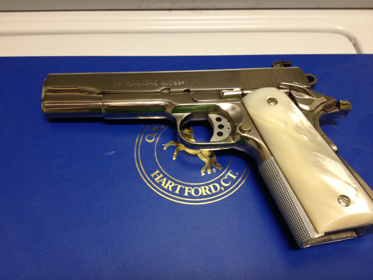 Colt 45 Manufactured Late 70`s Mint Condition Genuine Moter Of Pearl Grips Mirror Like 