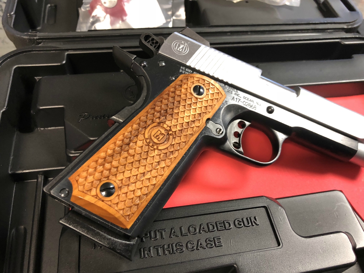 METRO ARMS - American Classic 1911 Commander Single 45 (ACP) 4.25 Inch 8+1 Hardwood Grip Hard Chrome NEW!!!! - Picture 7