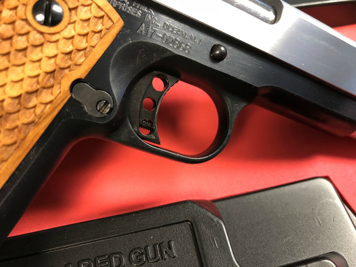 METRO ARMS - American Classic 1911 Commander Single 45 (ACP) 4.25 Inch 8+1 Hardwood Grip Hard Chrome NEW!!!! - Picture 10