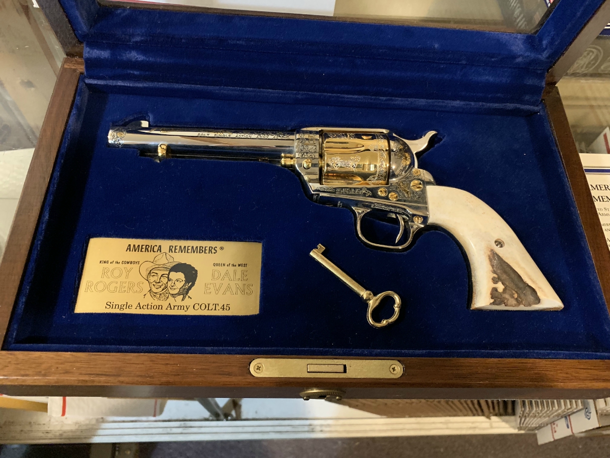 Colt Pt. Fa. Mfg. Co. Roy Rogers Dale Evans Single Action Army