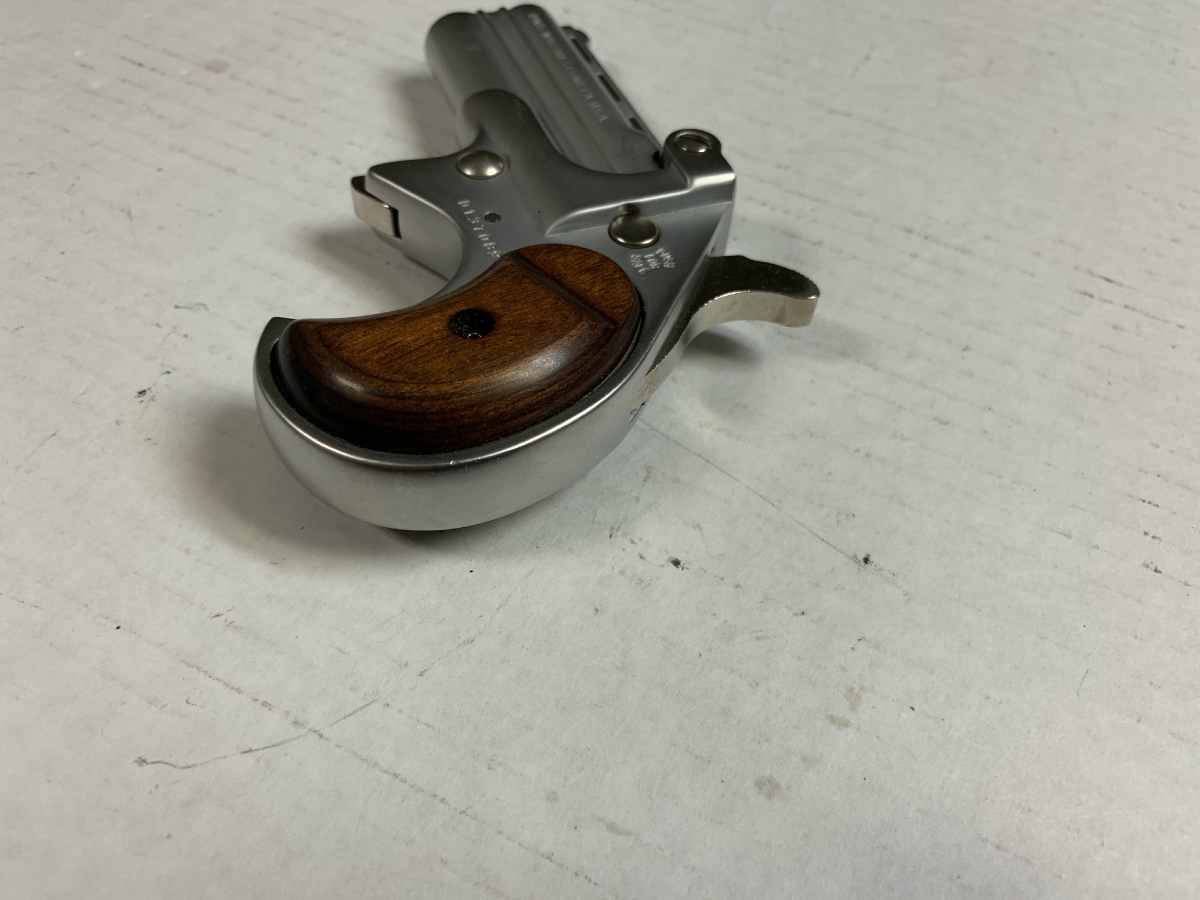 Davis Industries - MODEL D38 OVER/UNDER DERRINGER PISTOL STAINLESS 2 ...