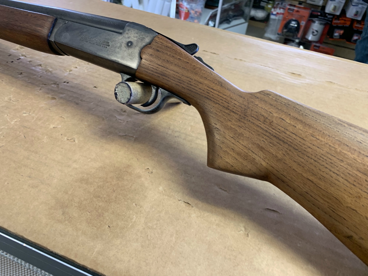 SAVAGE - MODEL 220A SINGLE SHOT SHOTGUN WOOD STOCK 28 INCH BARREL GOOD