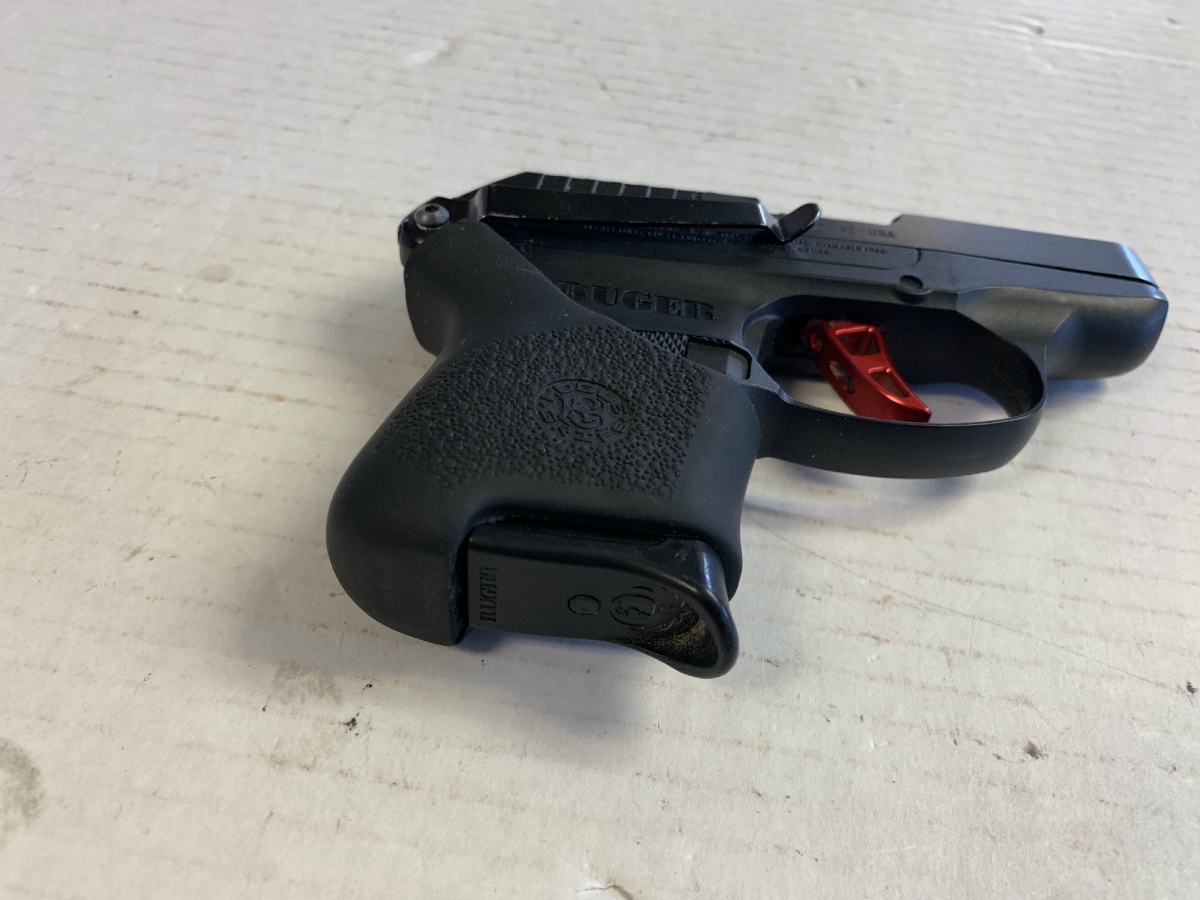 Ruger Lcp Custom Semi Auto Pistol With Red Custom Trigger And Rubber Grip Sleeve Nice 380 Acp 0851