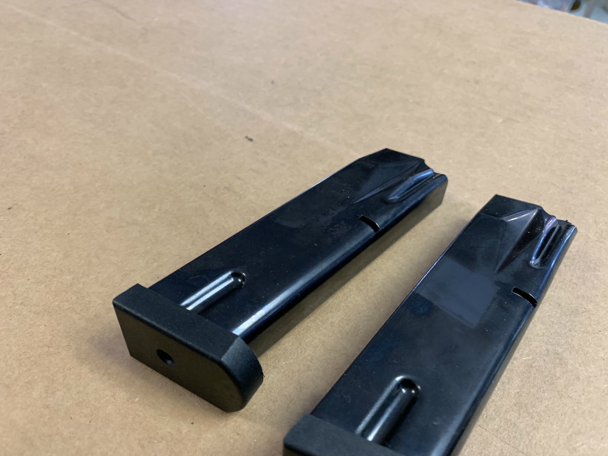 Two Beretta 96 A1 12 Round 40 S&W Blued Magazines In Great Condition ...