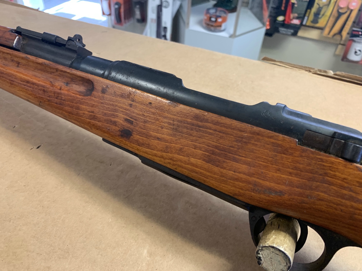 Japanese Model Arisaka Bolt Action Rifle 32 Inch Barrel Wood Stock 16