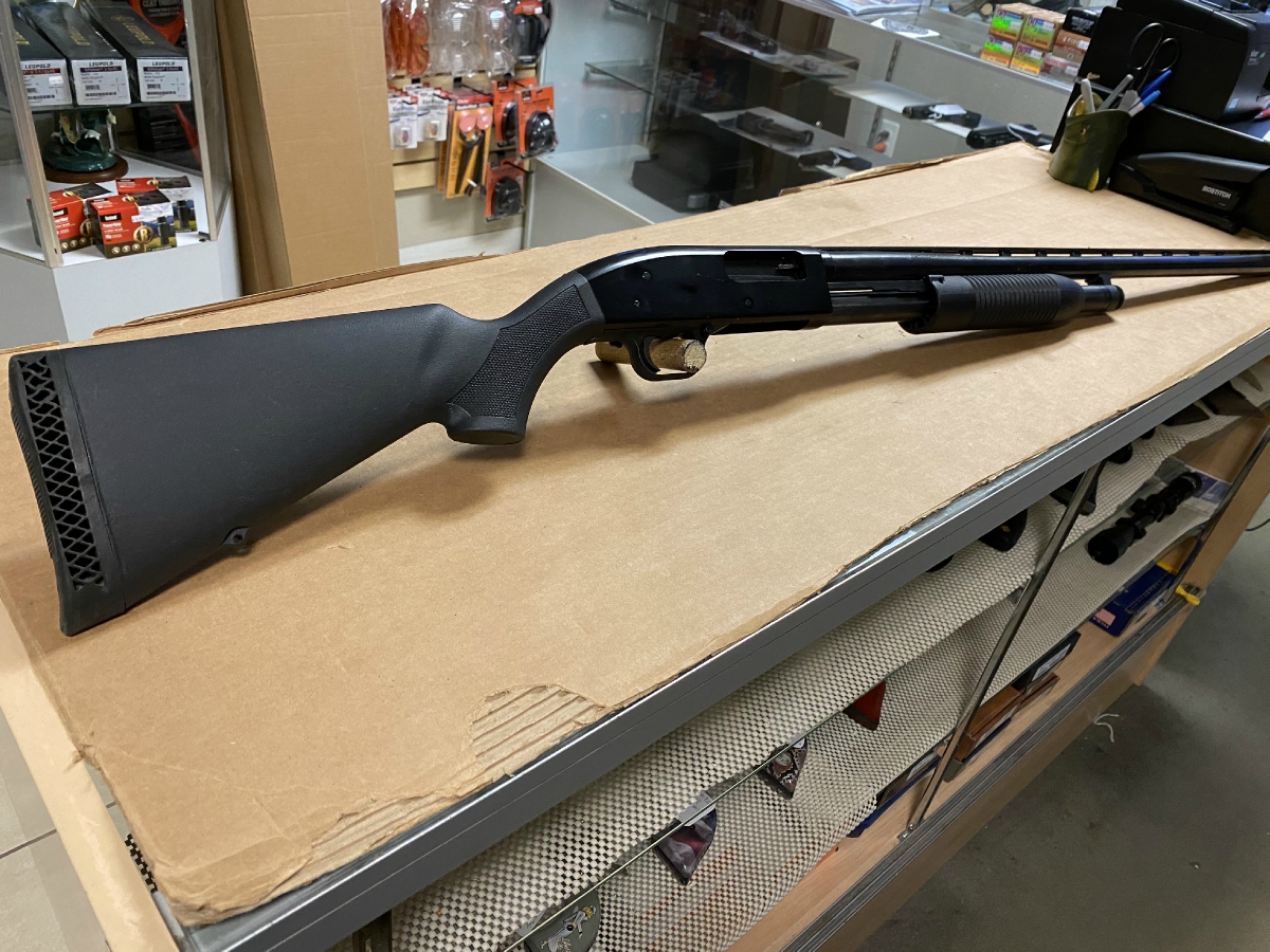 Maverickmossberg Model 88 Pump Action Shotgun Black Synthetic Stock 28 Inch Vent Rib Nice 12 Ga 2491