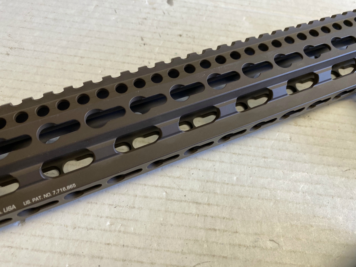 DANIEL DEFENSE QUAD RAIL VERTICAL HAND GRIP AND ADJUSTABLE BUTT STOCK
