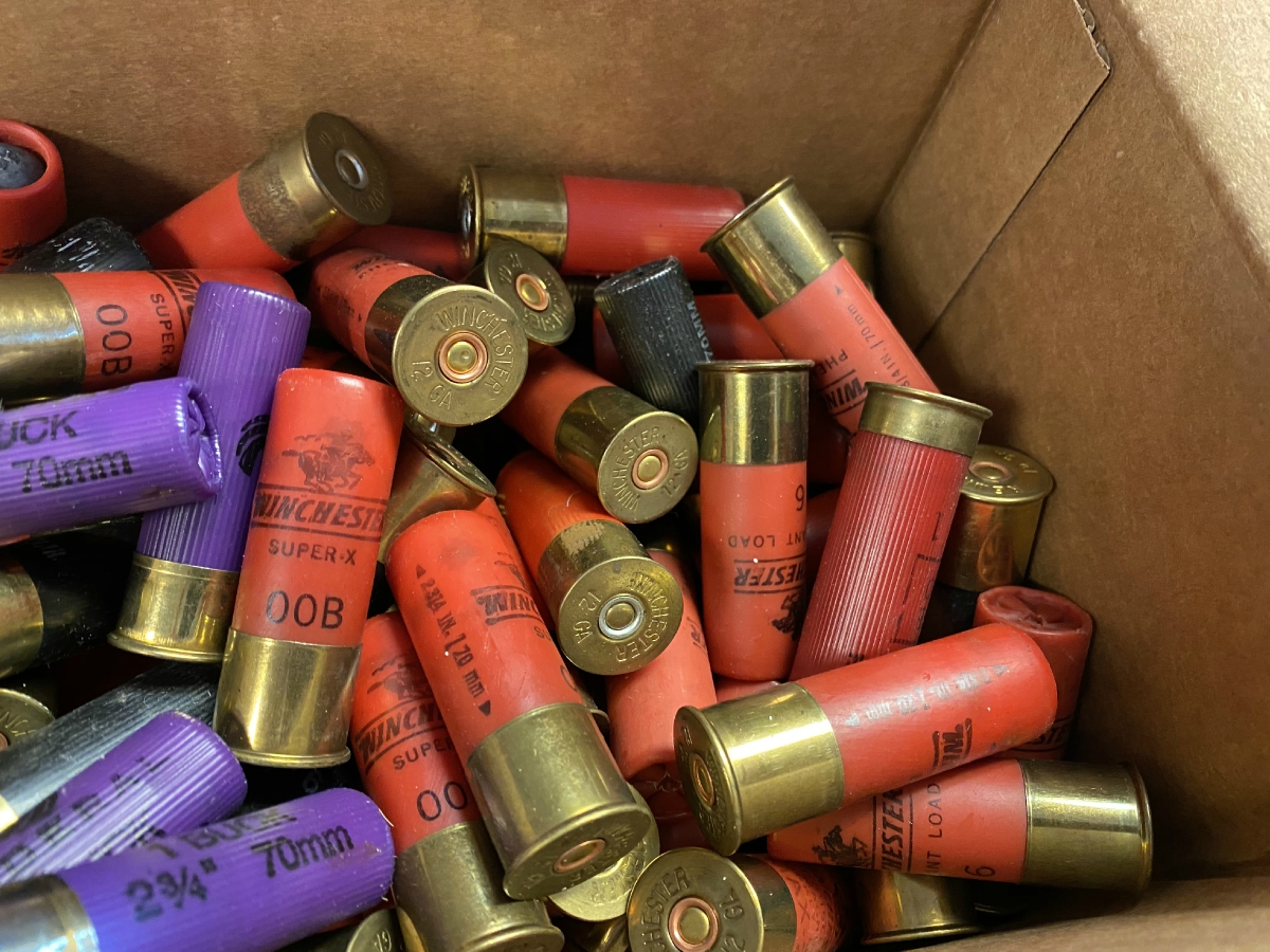 135 ROUNDS ASSORTED SHOTGUN SHELLS 12 AND 16 GAUGE - Picture 2