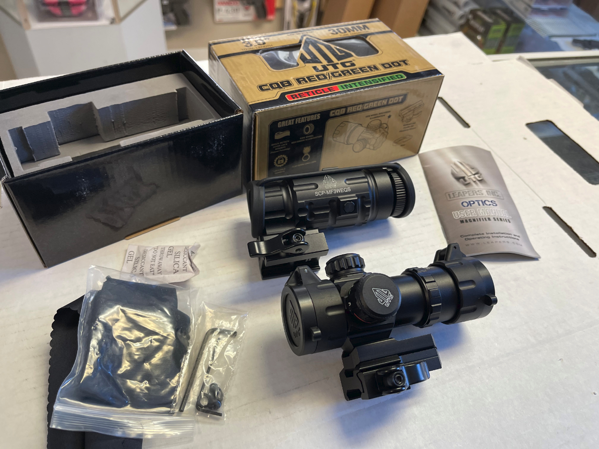 Leapers Utg Ita Red/Green Dot Sight And Magnify Scope 4 Moa Dot Qd ...