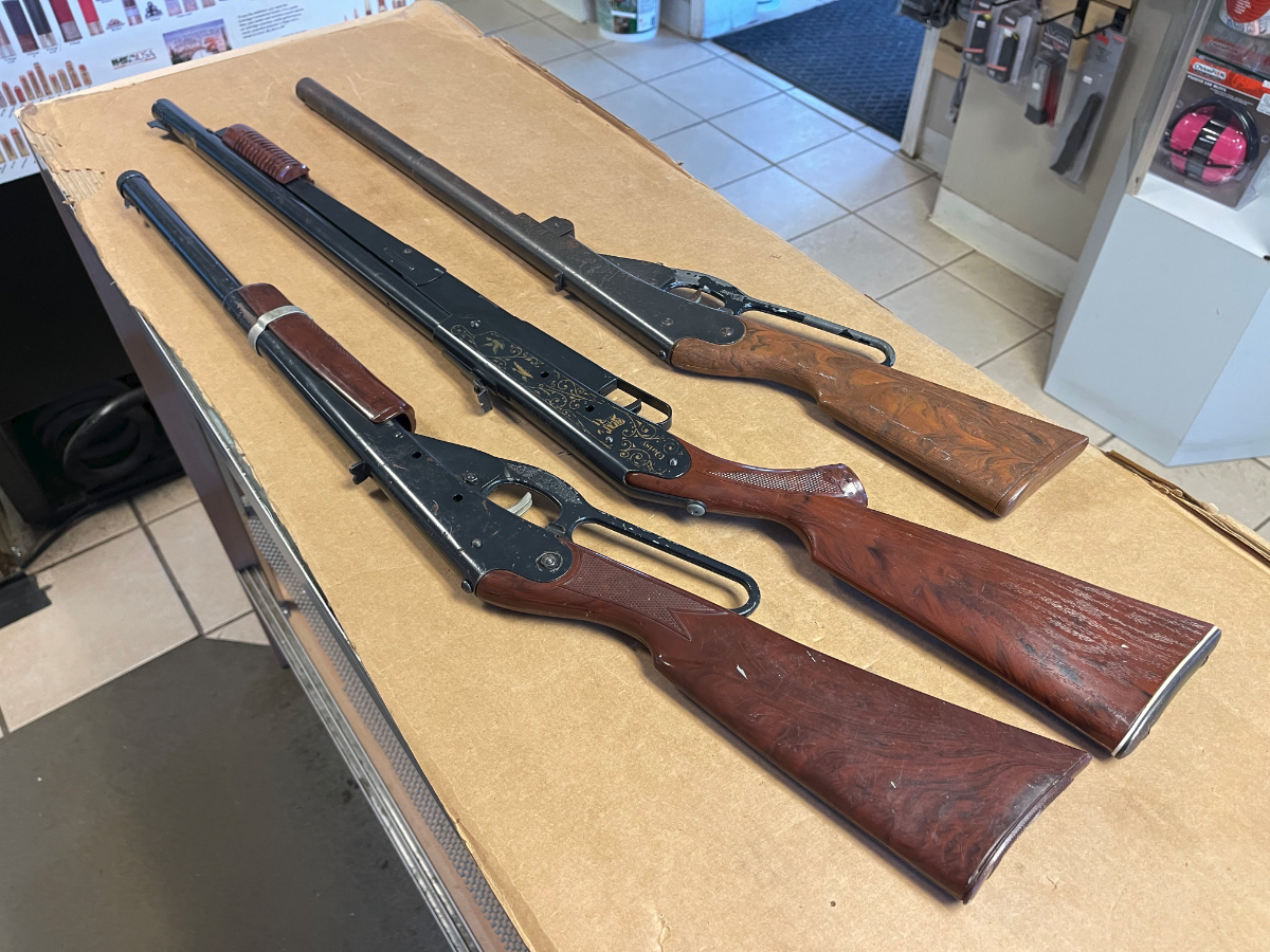 NICE LOT OF USED VINTAGE BB GUNS SOLD AS IS FINAL SALE 17133950 ...