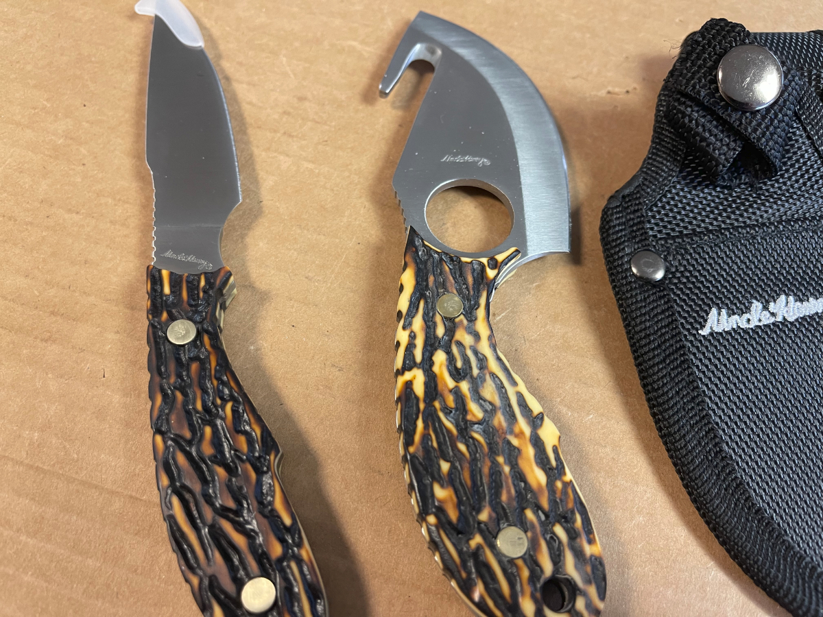 Nice Combo Set Of Schrade Hunting Knives With Sheath New For Sale at