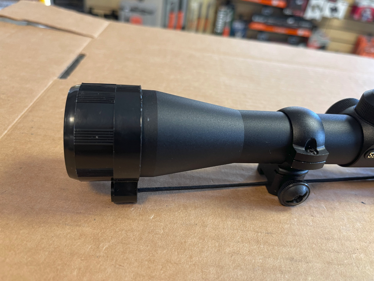 Simmons 4x32 22 Mag Rifle Scope With Lens Covers And Rings Excellent ...