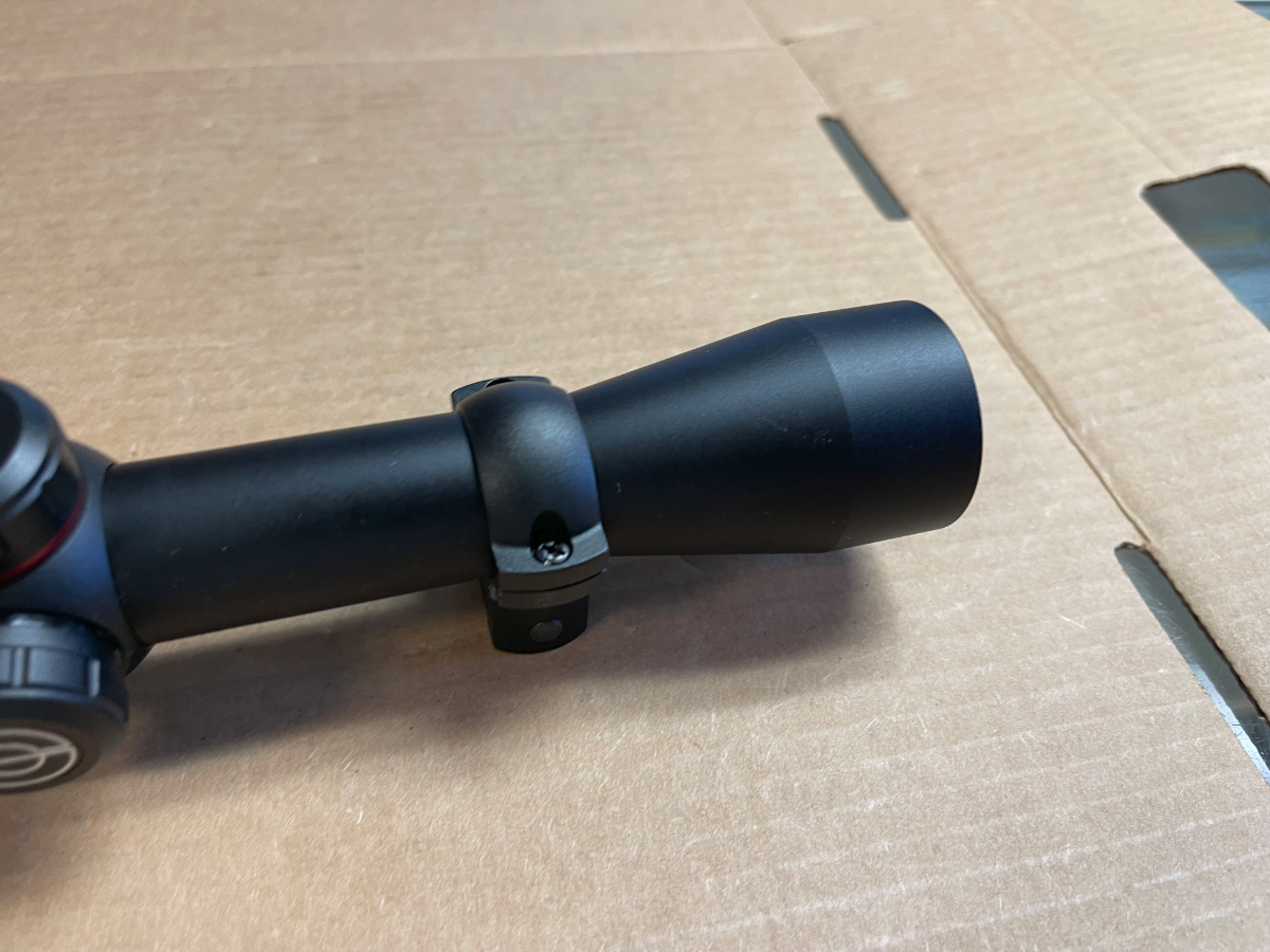 SIMMONS 4X32 22 MAG RIFLE SCOPE WITH SCOPE RINGS EXCELLENT 17240451 ...