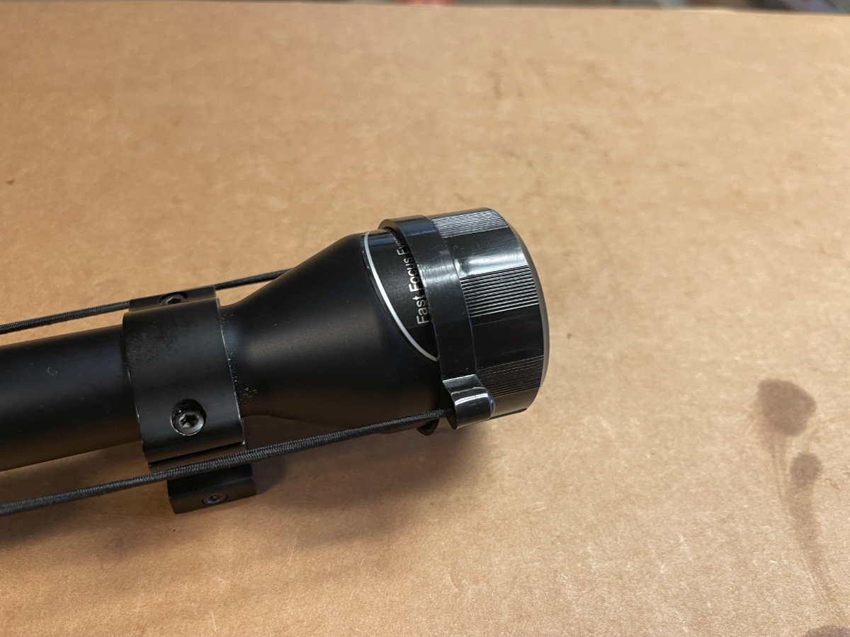 BUSHNELL TROPHY RIFLE SCOPE 39X40 WITH RINGS AND LENS COVERS NICE