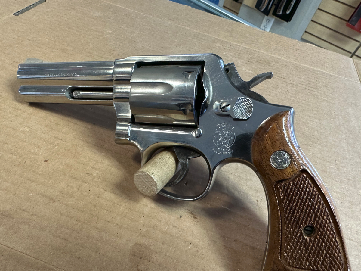 Smith & Wesson MODEL 581 (NO DASH) NICKEL FINISH 4 INCH BARREL 6 SHOT REVOLVER WOOD GRIPS NICE .357 Magnum - Picture 7