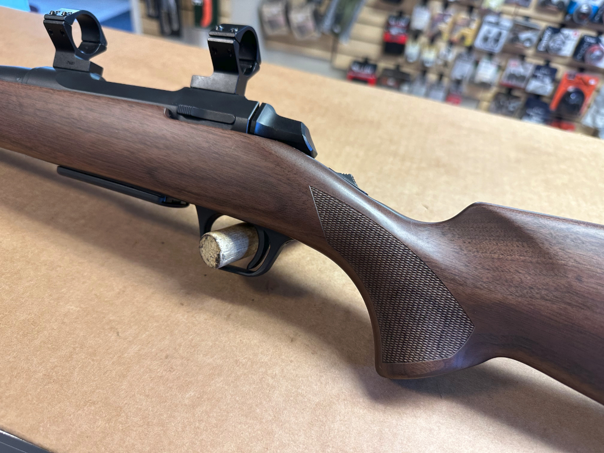 Browning Model ABolt 3 Hunter Bolt Action Rifle 22 Inch Barrel Walnut