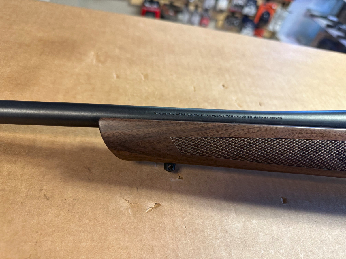 Browning Model ABolt 3 Hunter Bolt Action Rifle 22 Inch Barrel Walnut