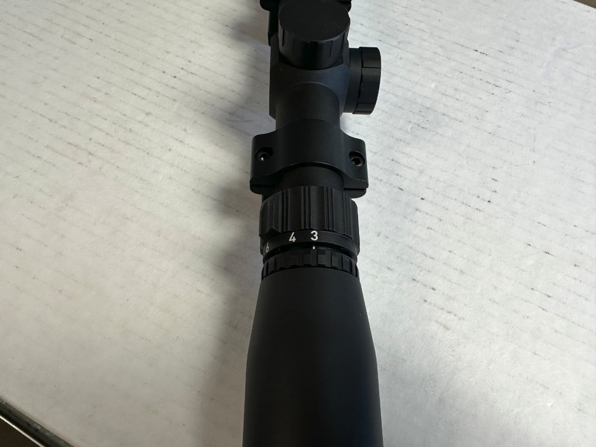 LEUPOLD VXFREEDOM RIMFIRE 39X40 RIFLE SCOPE EXCELLENT CONDITION