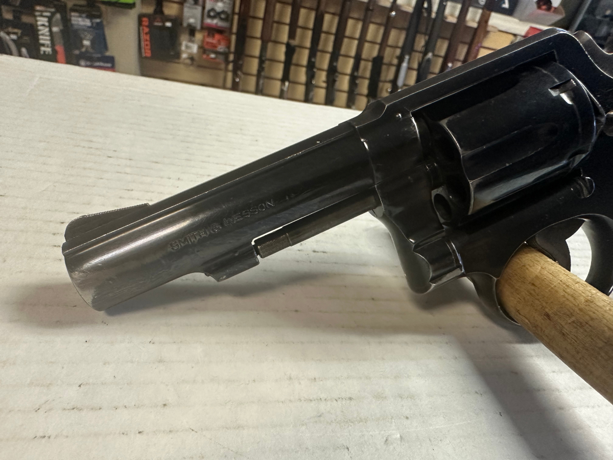 Smith & Wesson MODEL 10-6 REVOLVER 6 SHOT CYLINDER WOOD GRIPS 4 INCH BARREL GOOD CONDITION .38 Special - Picture 7