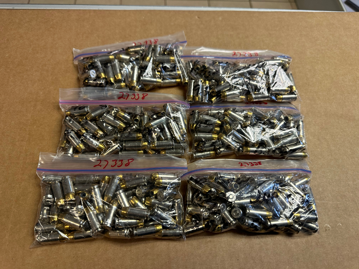 300 rounds federal hollow point 40 s w ammunition appears to be all new