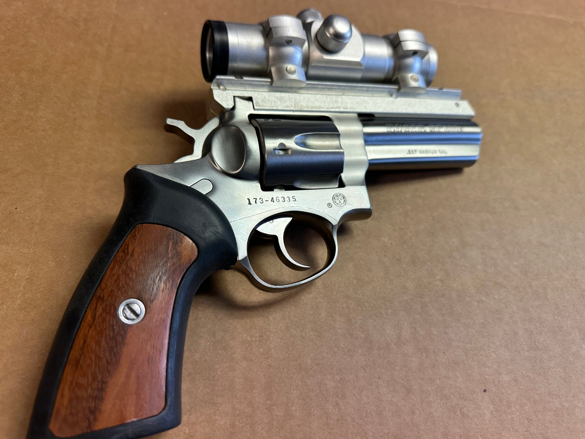 Ruger model gp100 6 shot revolver with 4 inch barrel scope mounted