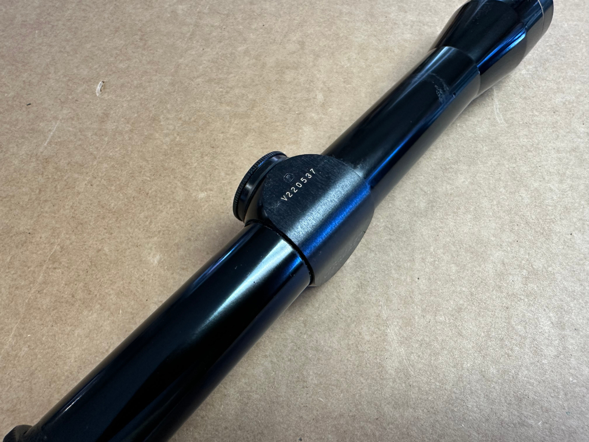 LEUPOLD M8 4X GLOSS RIFLE SCOPE IN VERY GOOD CONDITION CLEAR OPTICS