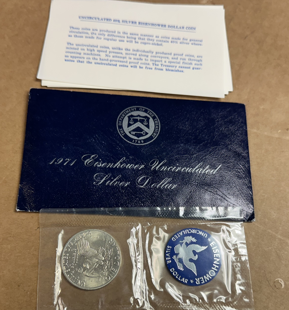 1971 UNCIRCULATED EISENHOWER SILVER DOLLAR BLUE PACK NEW IN SEALED 1971-uncirculated-eisenhower-silver-dollar-blue-pack-new-in-sealed
