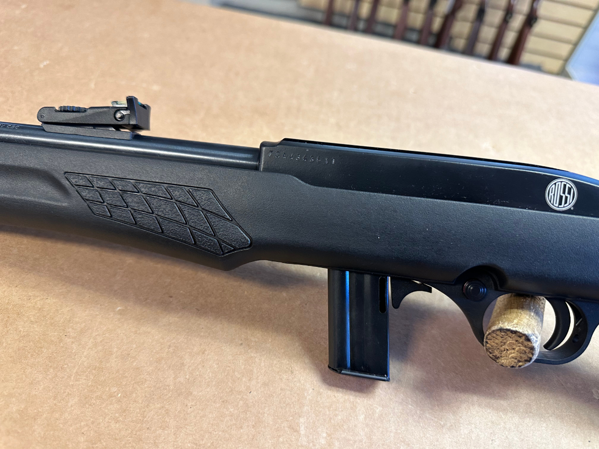 Rossi MODEL RS22 SEMI-AUTO RIFLE IN GREAT CONDITION DETACHABLE MAGAZINE ...