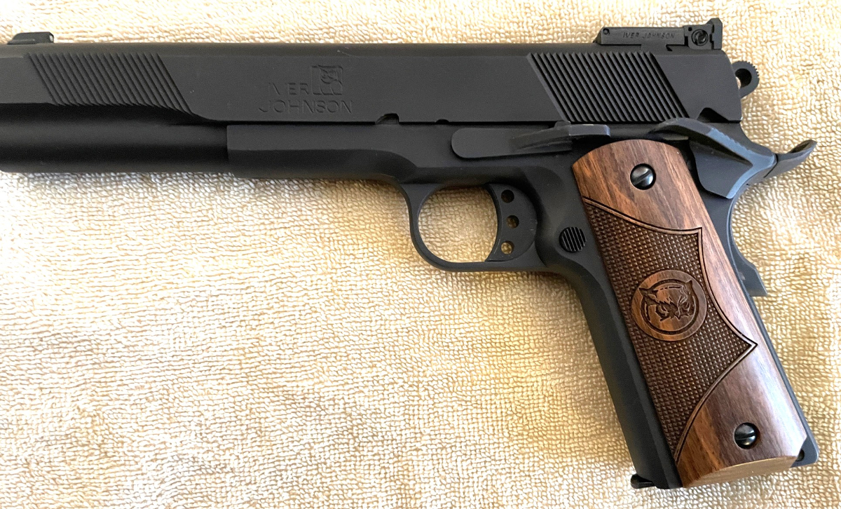 Iver Johnson Iver-Johnson Eagle XL -10mm 1911-A1 psitol with 6