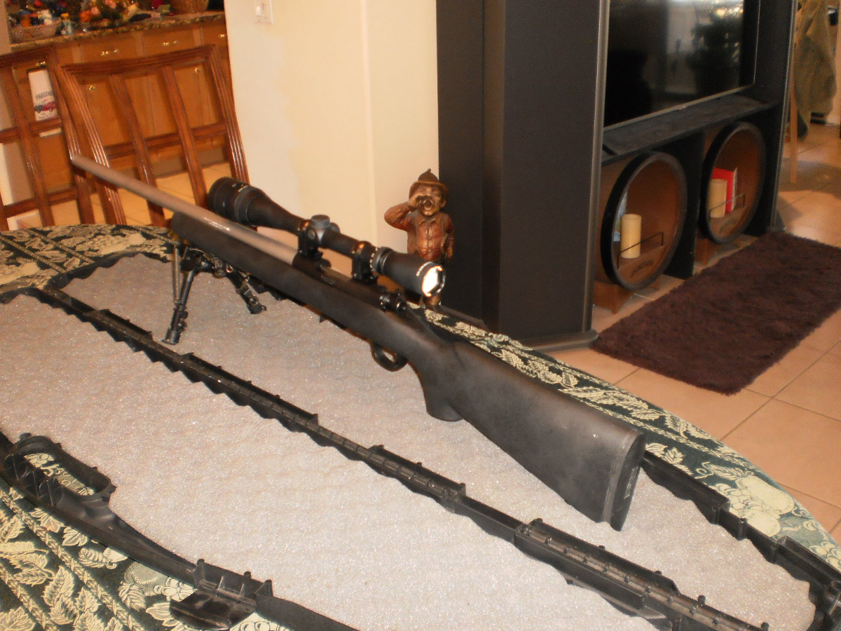 Winchester Mod 70 Sa "Heavy Varmint" 308 Cal Synthetic Stock W/Scope