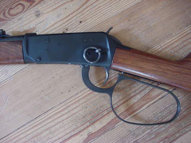 Winchester MODEL 94 TRAPPER SADDLE RING CARBINE 30-30 LG LOOP