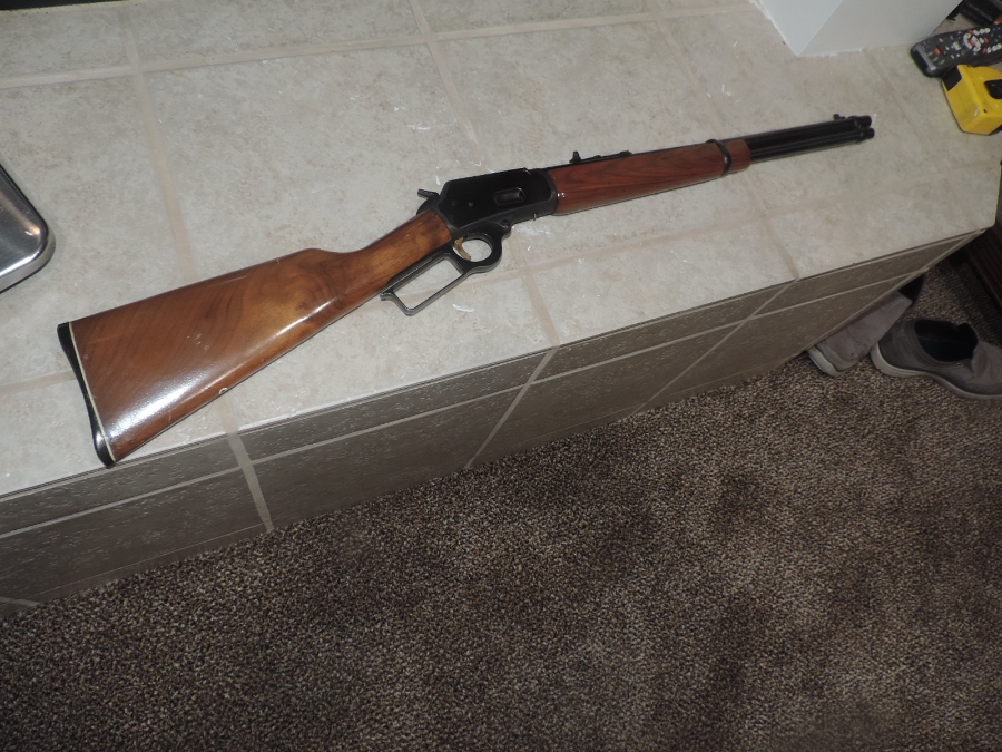  - MARLIN 1894 IN 357 CALIBER WITH NO RESERVE - Picture 2