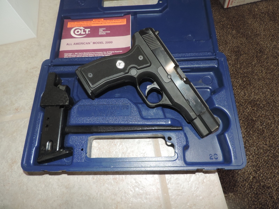  - COLT ALL AMERICAN 9MM IN THE BOX NO RESERVE - Picture 2