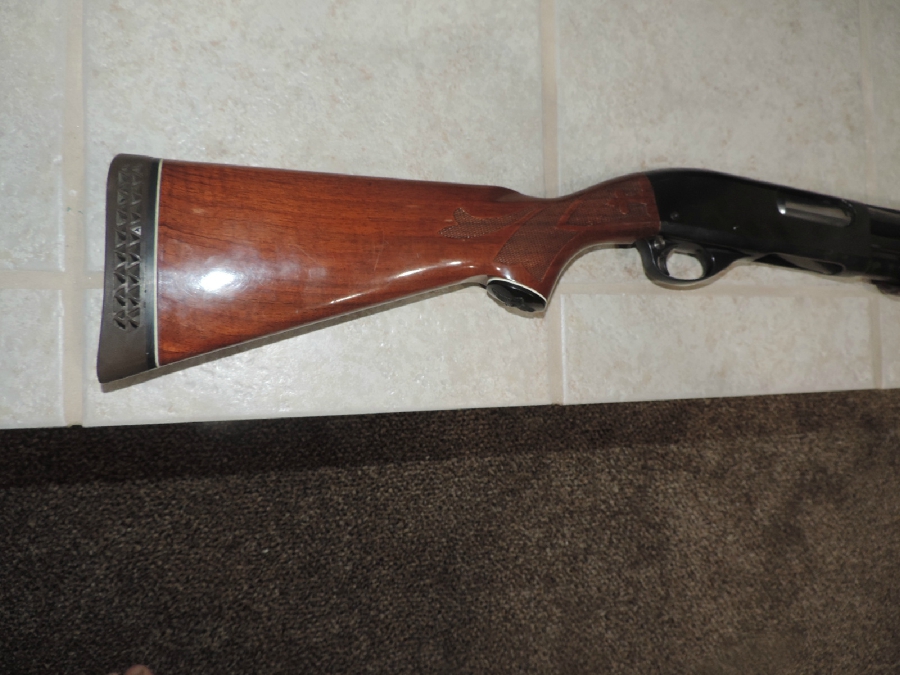  - REMINGTON 870 IN 12 GAUGE WITH NO RESERVE - Picture 2