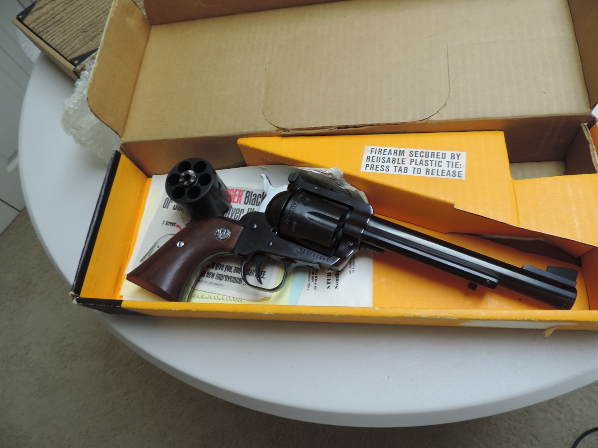  - RUGER BLACKHAWK 10MM / 38-40 PISTOL LIKE NEW IN THE BOX NO RESERVE - Picture 2