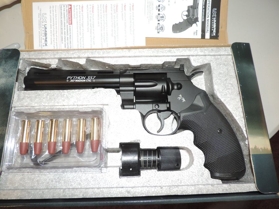 COLT PYTHON BB GUN NEW IN BOX NO RESERVE